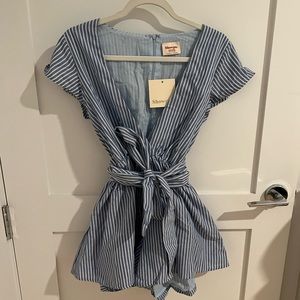 Showpo striped romper, US 4.